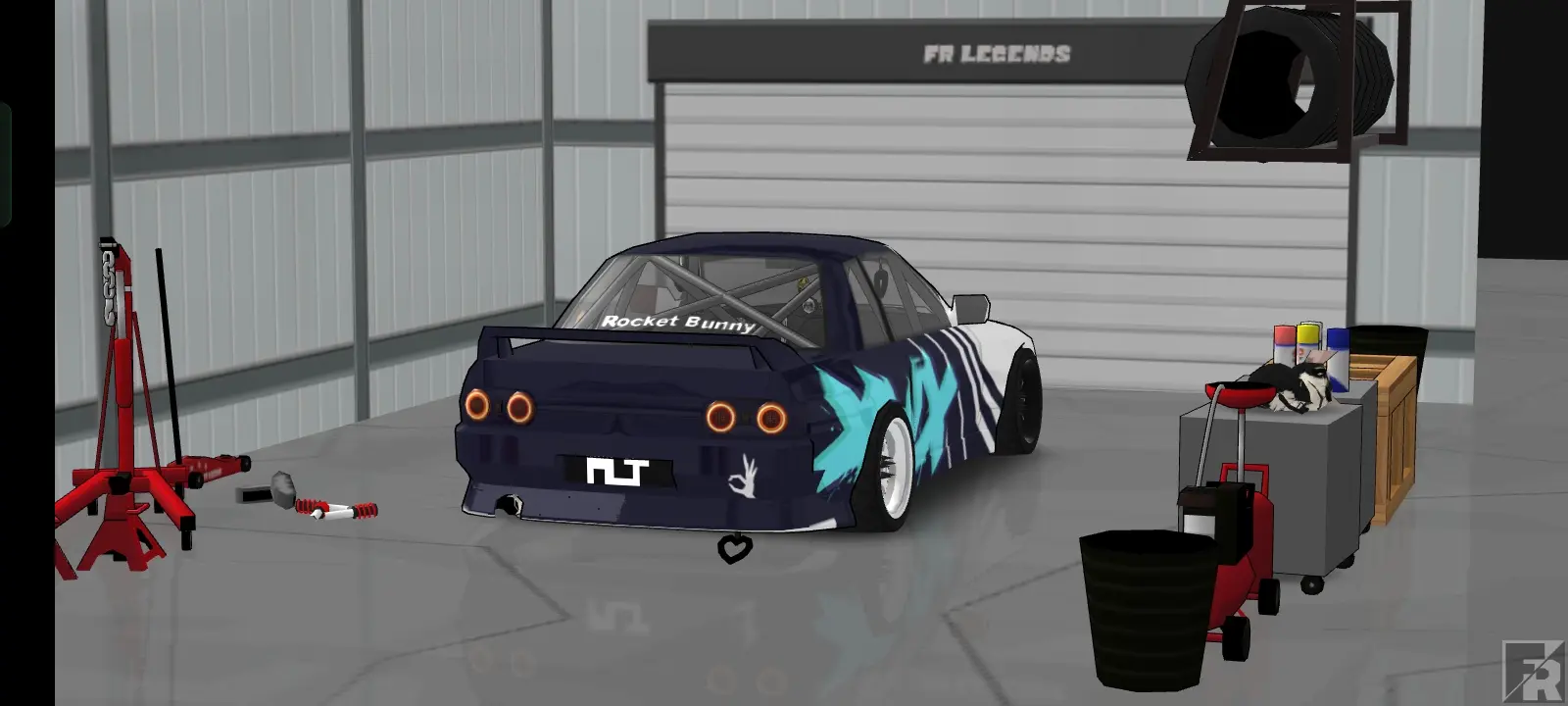 XwX (R32)