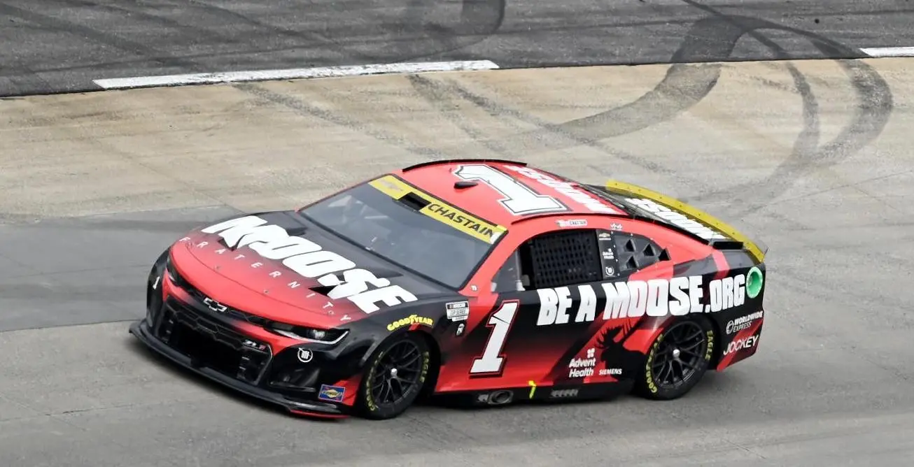 Ross Chastain's Camaro 2022 Moose Fraternity - screenshot 2